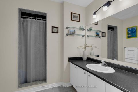Photo 6 at 101 Downing Crescent, Holly, Barrie