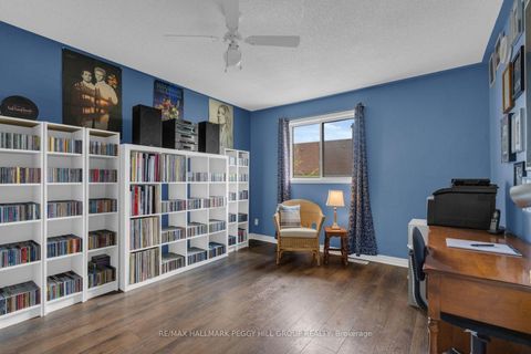 Photo 8 at 101 Downing Crescent, Holly, Barrie