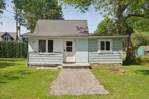 Photo 7 at 68 Farley Circle, Historic Lakeshore Communities, Georgina