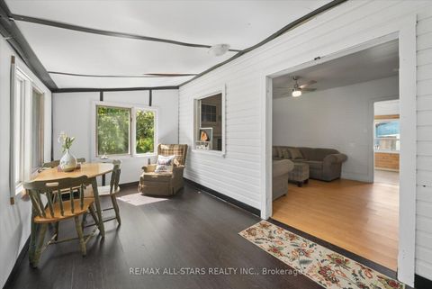 Photo 9 at 68 Farley Circle, Historic Lakeshore Communities, Georgina