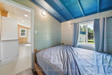 Photo 19 at 68 Farley Circle, Historic Lakeshore Communities, Georgina