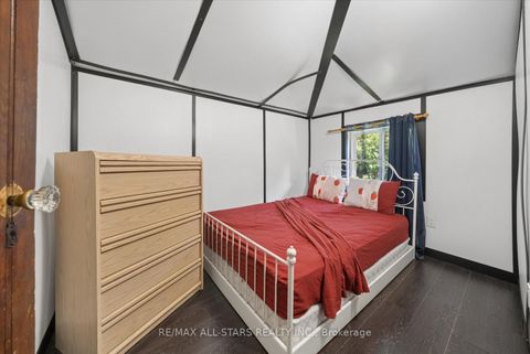 Photo 20 at 68 Farley Circle, Historic Lakeshore Communities, Georgina