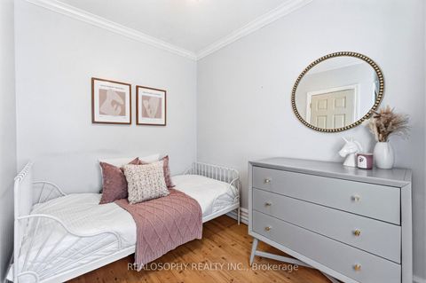 Photo 21 at 10 Medford Avenue, Oakridge, Toronto