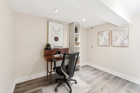 Photo 34 at 10 Medford Avenue, Oakridge, Toronto