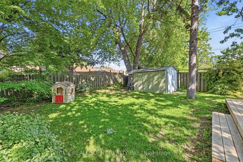 Photo 43 at 10 Medford Avenue, Oakridge, Toronto