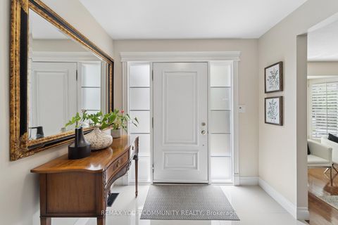 Photo 3 at 5 Carriage Lane, Courtice, Clarington