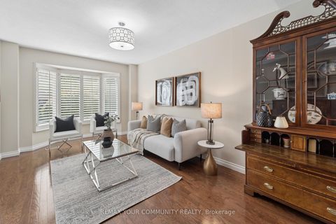 Photo 7 at 5 Carriage Lane, Courtice, Clarington