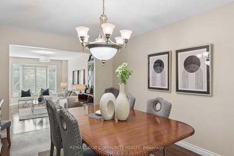 Photo 9 at 5 Carriage Lane, Courtice, Clarington