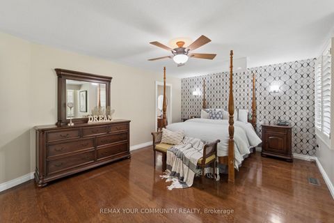 Photo 17 at 5 Carriage Lane, Courtice, Clarington