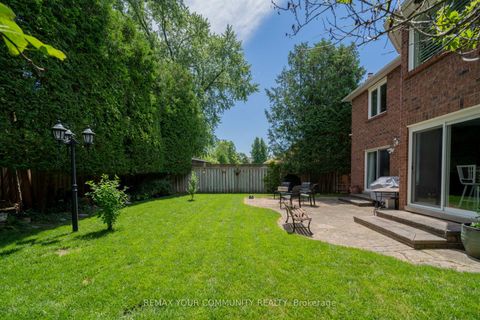 Photo 26 at 5 Carriage Lane, Courtice, Clarington