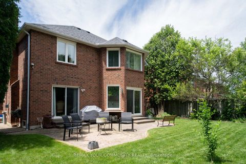 Photo 27 at 5 Carriage Lane, Courtice, Clarington