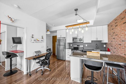 Photo 4 at 504 - 260 Sackville Street, Regent Park, Toronto