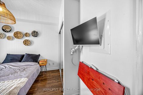 Photo 13 at 504 - 260 Sackville Street, Regent Park, Toronto