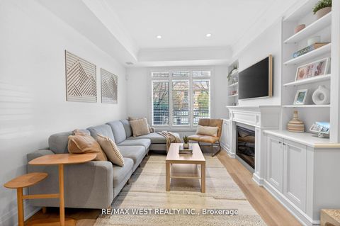 Photo 7 at TH 11 - 7 Oakburn Crescent, Willowdale East, Toronto