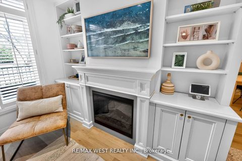 Photo 11 at TH 11 - 7 Oakburn Crescent, Willowdale East, Toronto