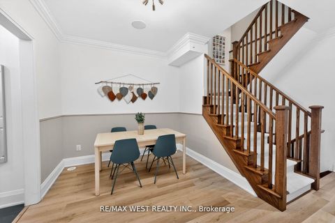 Photo 17 at TH 11 - 7 Oakburn Crescent, Willowdale East, Toronto