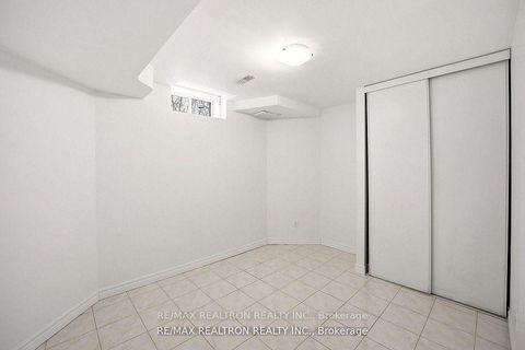 Photo 29 at 30 Glacier Crescent, Rouge E11, Toronto