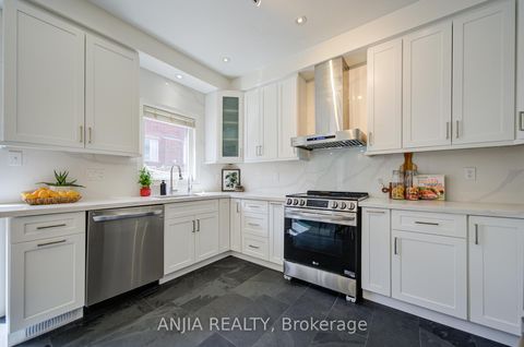 Photo 18 at 17 Holst Avenue, Berczy, Markham