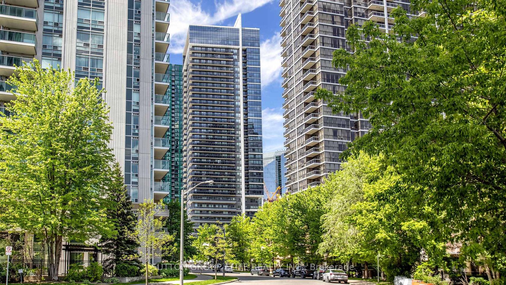 309 - 2 Anndale Drive, Willowdale East, Toronto photo number 2