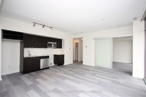 Photo 14 at 1216 - 105 Queensway Avenue, Swansea, Toronto