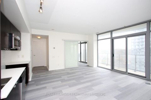 Photo 15 at 1216 - 105 Queensway Avenue, Swansea, Toronto