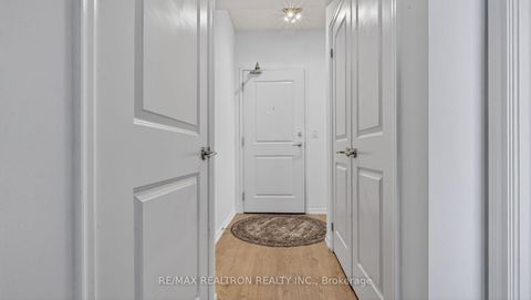 Photo 3 at 2902 - 125 Western Battery Road, Niagara, Toronto