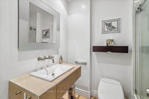 Photo 21 at 9 Rose Avenue, South St. James Town, Toronto