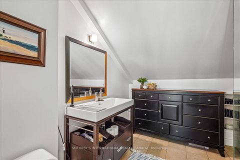 Photo 25 at 9 Rose Avenue, South St. James Town, Toronto