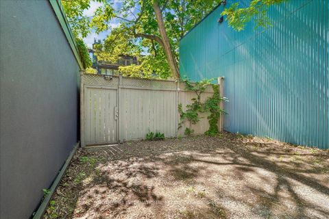 Photo 40 at 9 Rose Avenue, South St. James Town, Toronto