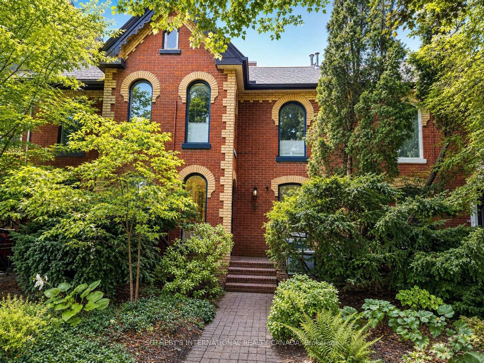 9 Rose Avenue, South St. James Town, Toronto 
