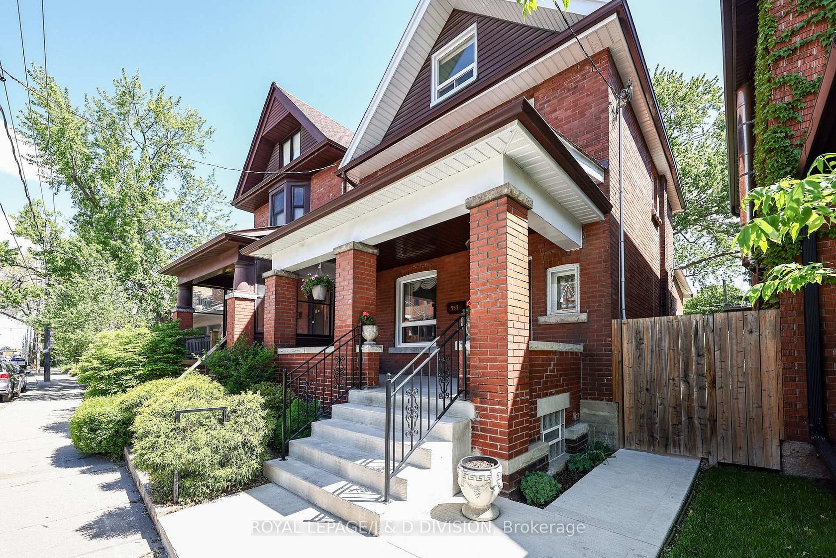 553 Runnymede Road, Junction Area, Toronto photo 6