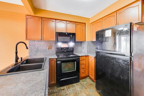 Photo 10 at 70 Andona Crescent, Centennial Scarborough, Toronto