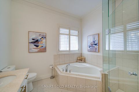 Photo 16 at 6 Sachet Drive, Oak Ridges Lake Wilcox, Richmond Hill