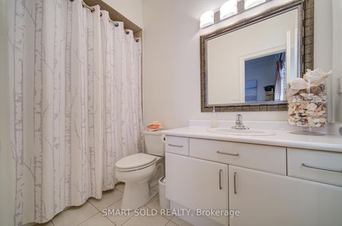 Photo 18 at 6 Sachet Drive, Oak Ridges Lake Wilcox, Richmond Hill