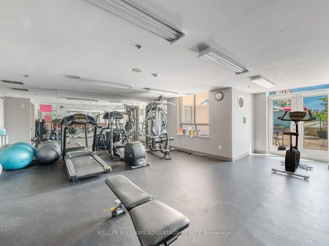 Photo 34 at 424 - 1733 Queen Street E, The Beaches, Toronto