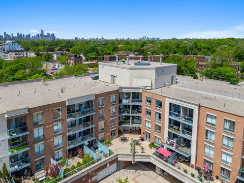 Photo 35 at 424 - 1733 Queen Street E, The Beaches, Toronto