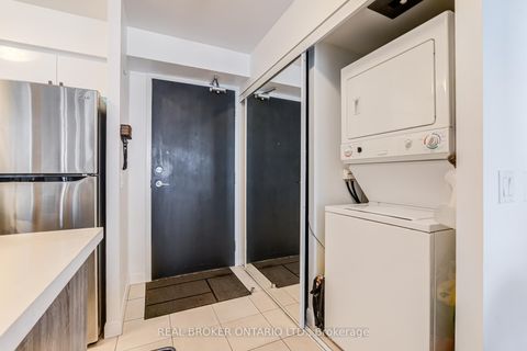 Photo 16 at 2806 - 225 Sherway Gardens Road, City Centre West, Toronto