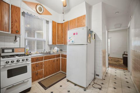 Photo 7 at 126 Close Avenue, South Parkdale, Toronto