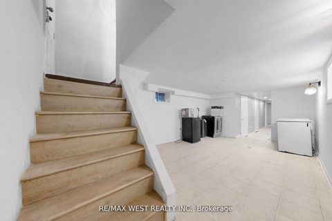 Photo 16 at 538 McRoberts Avenue, Fairbank, Toronto