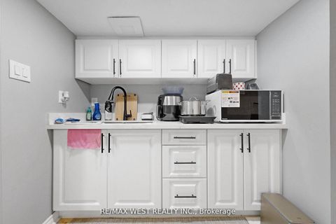 Photo 20 at 538 McRoberts Avenue, Fairbank, Toronto