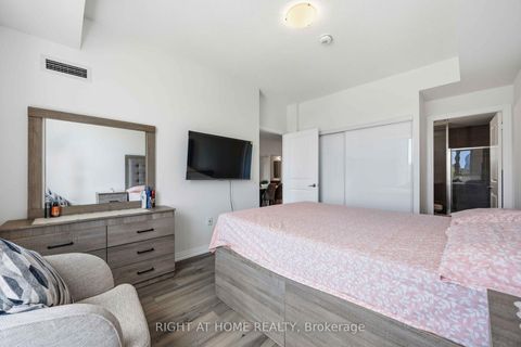 Photo 20 at 458 - 60 Ann Oreilly Road, Henry Farm, Toronto