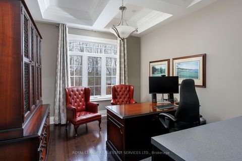 Photo 13 at 68 Annsleywood Court, Kleinburg, Vaughan