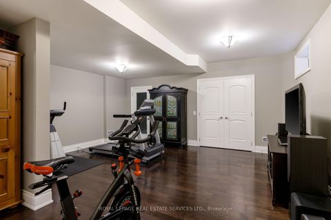 Photo 37 at 68 Annsleywood Court, Kleinburg, Vaughan