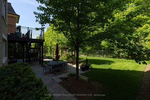 Photo 39 at 68 Annsleywood Court, Kleinburg, Vaughan