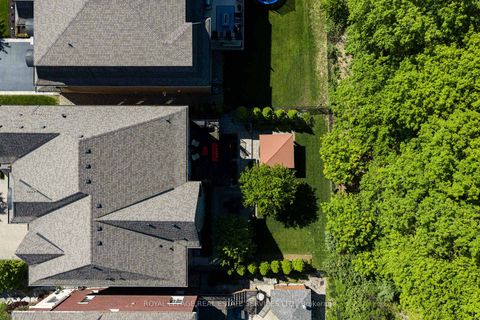 Photo 48 at 68 Annsleywood Court, Kleinburg, Vaughan