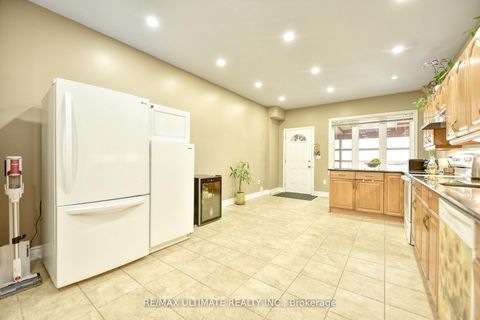 Photo 5 at 227 Earlscourt Avenue, Fairbank, Toronto