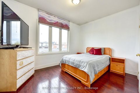 Photo 19 at 227 Earlscourt Avenue, Fairbank, Toronto