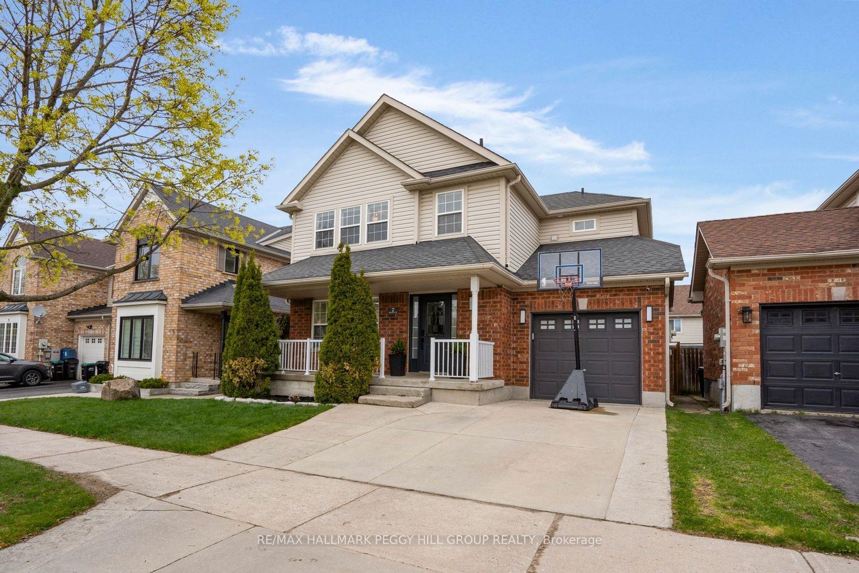 7 Bentley Crescent, 400 West, Barrie photo 3