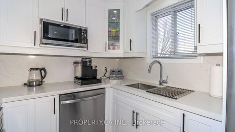 Photo 8 at 3 Coleman Drive, Edgehill Drive, Barrie
