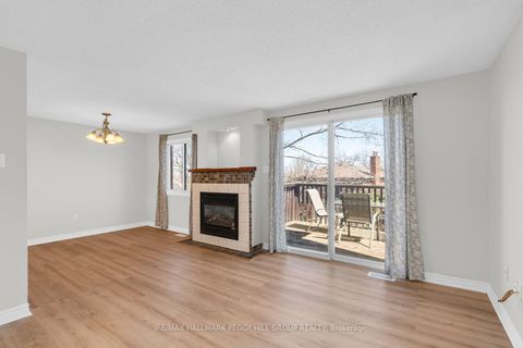Photo 1 at 24 Geddes Crescent, Northwest, Barrie